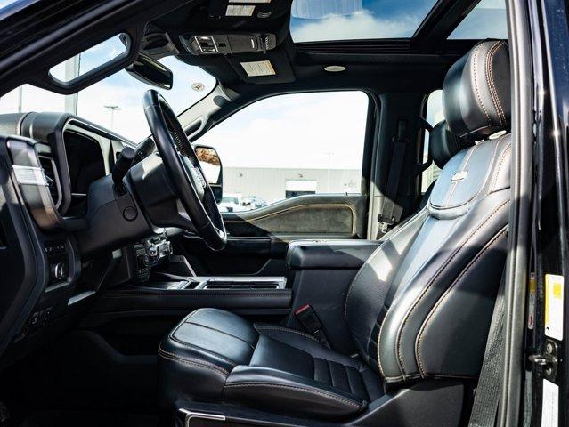 Photo of 2024 Agate Black Metallic Ford F-250