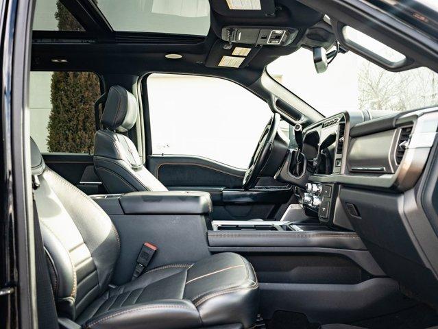 Photo of 2024 Agate Black Metallic Ford F-250
