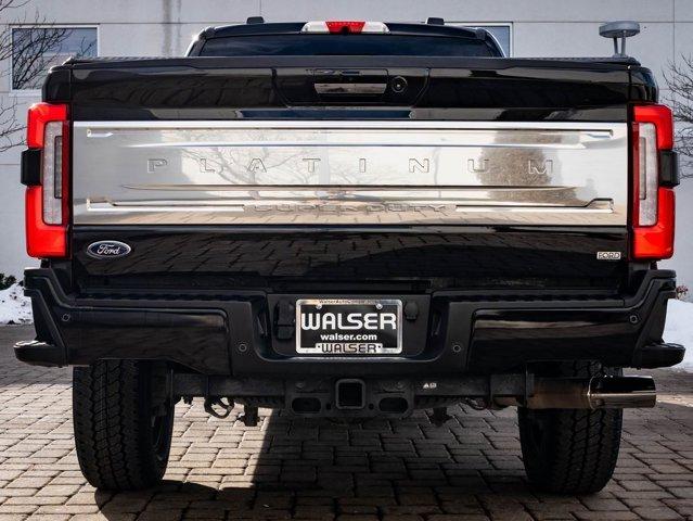 Photo of 2024 Agate Black Metallic Ford F-250