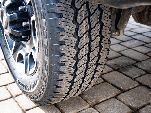 Photo of 2024 Agate Black Metallic Ford F-250