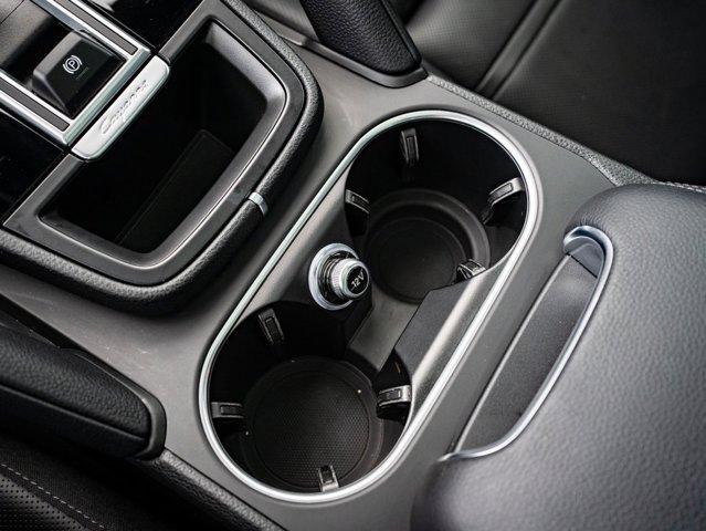 Photo of 2021 White Porsche Cayenne