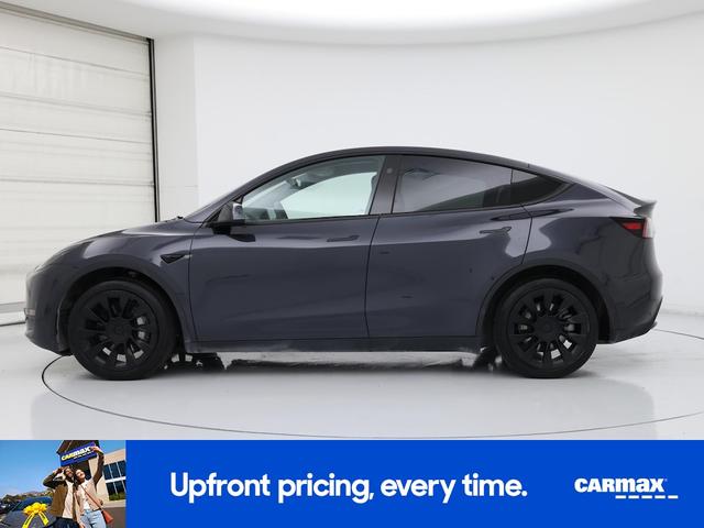 Photo of 2024 Gray Tesla Model Y