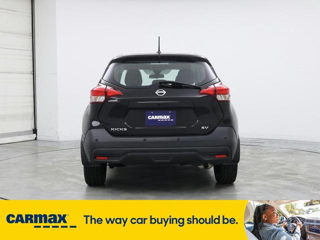 Photo of 2020 Black Nissan Kicks