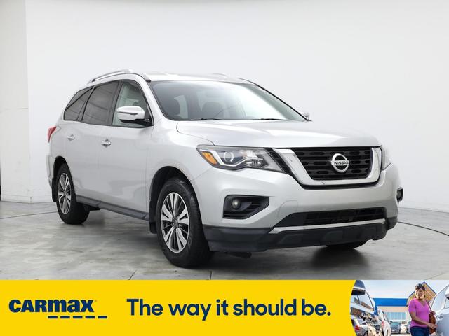 2017 Nissan Pathfinder