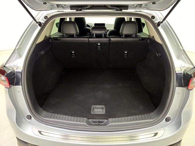 Photo of 2023 Silver Mazda CX-5