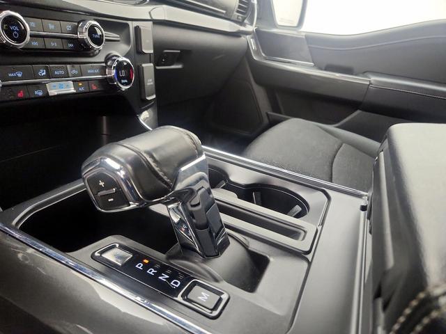 Photo of 2021 White Ford F-150