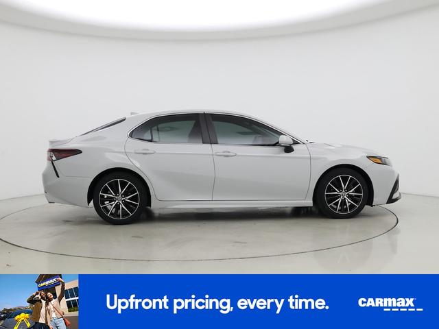 Photo of 2023 Gray Toyota Camry