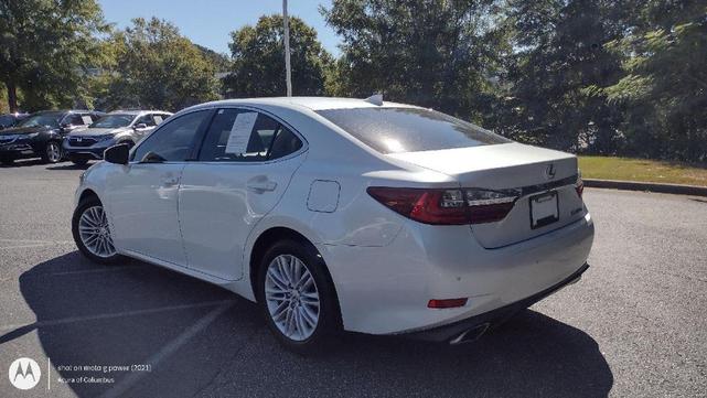 Photo of 2016 Eminent White Pearl Lexus ES 350