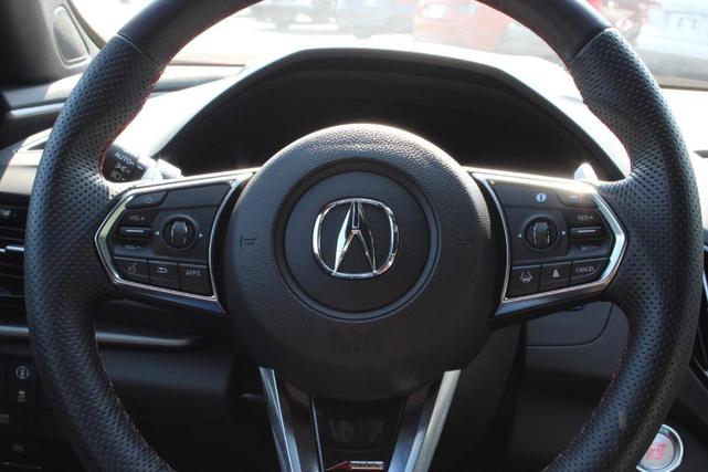 Photo of 2025 Performance Red Pearl Acura RDX