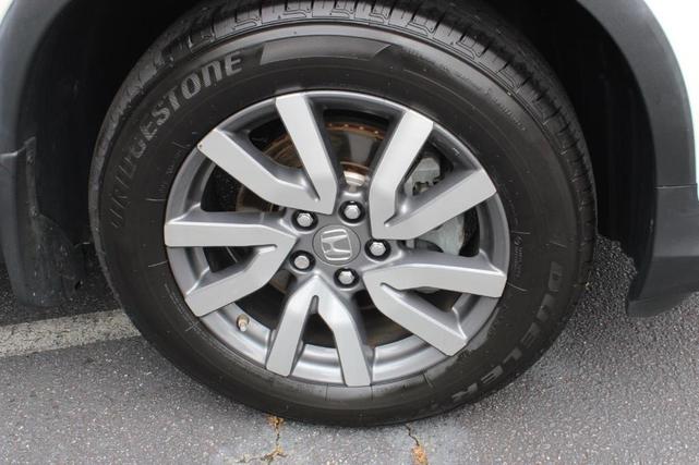 Photo of 2019 White Diamond Pearl Honda Pilot