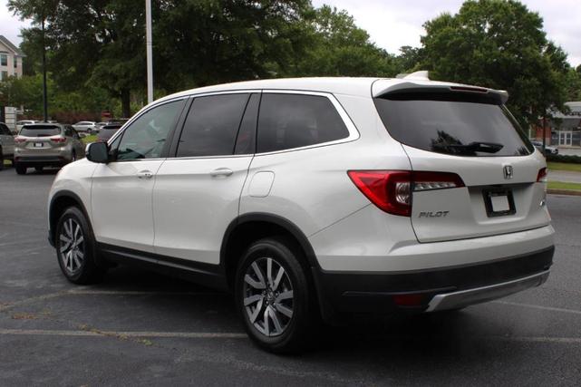 Photo of 2019 White Diamond Pearl Honda Pilot
