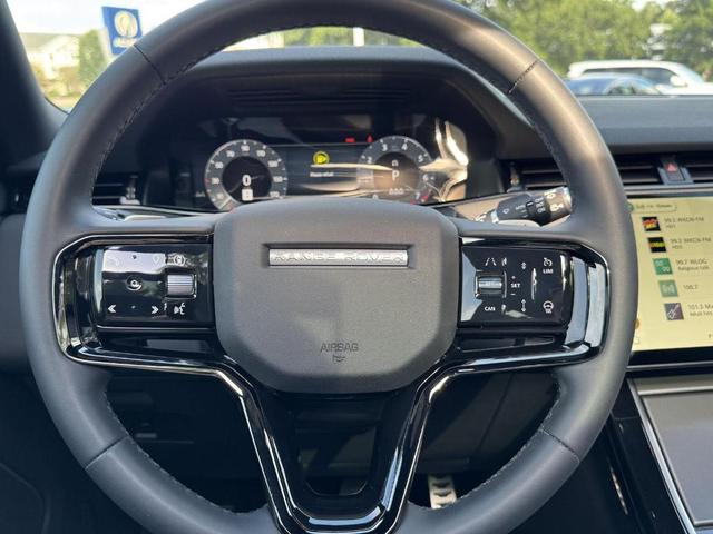 Photo of 2024 Fuji White Land Rover Range Rover Evoque
