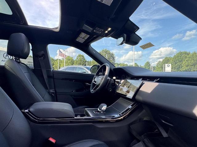 Photo of 2024 Fuji White Land Rover Range Rover Evoque