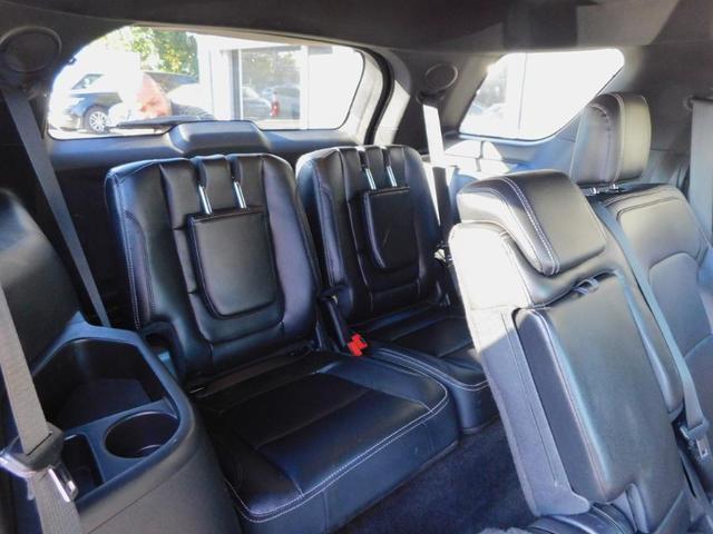 Photo of 2016 Shadow Black Ford Explorer