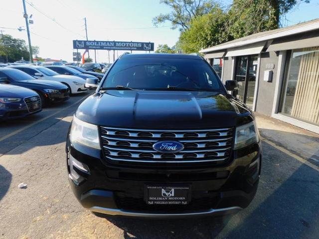 Photo of 2016 Shadow Black Ford Explorer