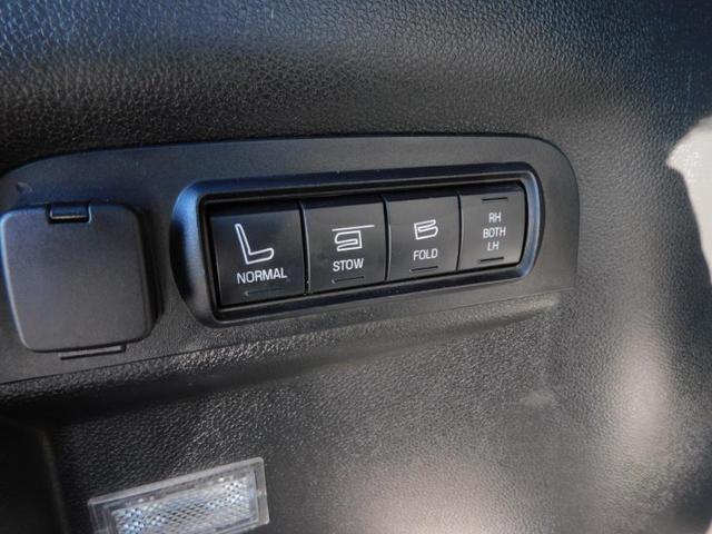 Photo of 2016 Shadow Black Ford Explorer