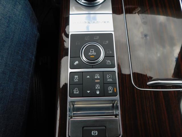 Photo of 2016 Barolo Black Land Rover Range Rover
