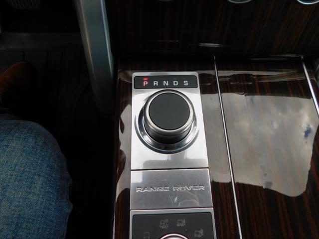 Photo of 2016 Barolo Black Land Rover Range Rover