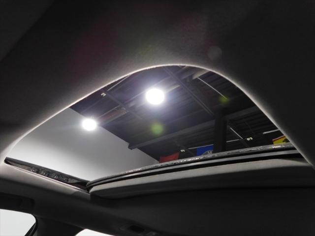 Photo of 2019 Crystal Black Pearl Honda Odyssey