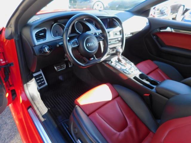 Photo of 2014 Misano Red Pearl Effect Audi S5
