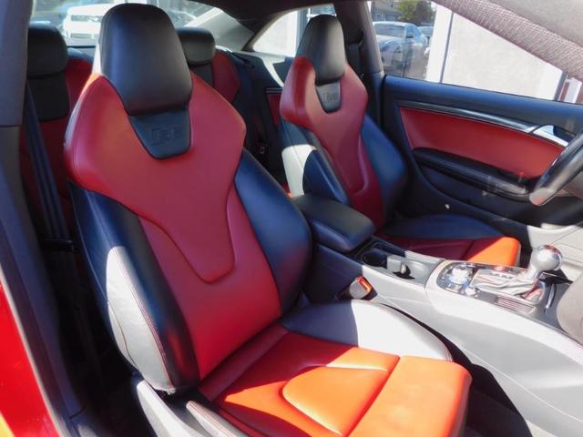 Photo of 2014 Misano Red Pearl Effect Audi S5