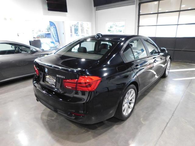 Photo of 2016 Jet Black BMW 320