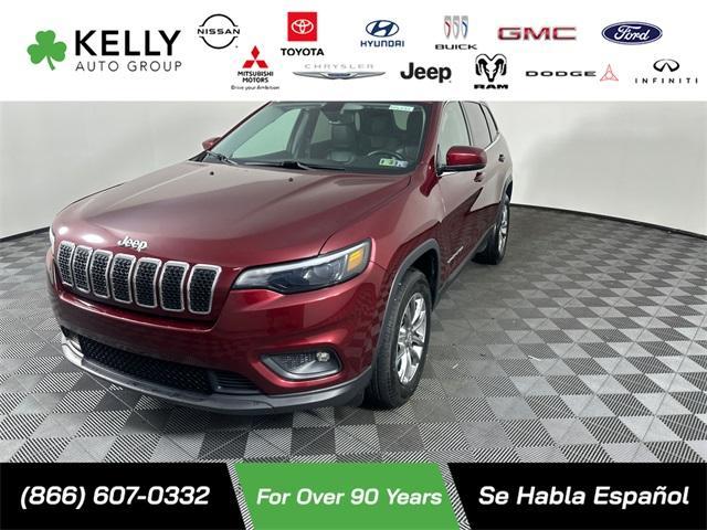 Photo of 2019 Velvet Red Pearlcoat Jeep Cherokee