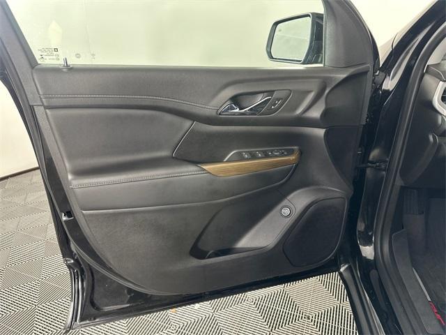 Photo of 2023 Ebony Twilight Metallic GMC Acadia