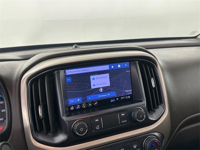 Photo of 2022 Summit White GMC Canyon