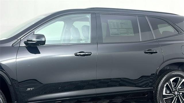 Photo of 2025 Ebony Twilight Metallic Buick Enclave