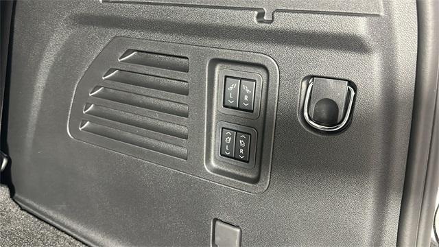 Photo of 2025 Ebony Twilight Metallic Buick Enclave