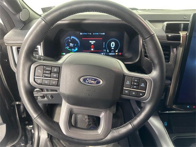 Photo of 2023 Black Metallic Ford F-150 Lightning