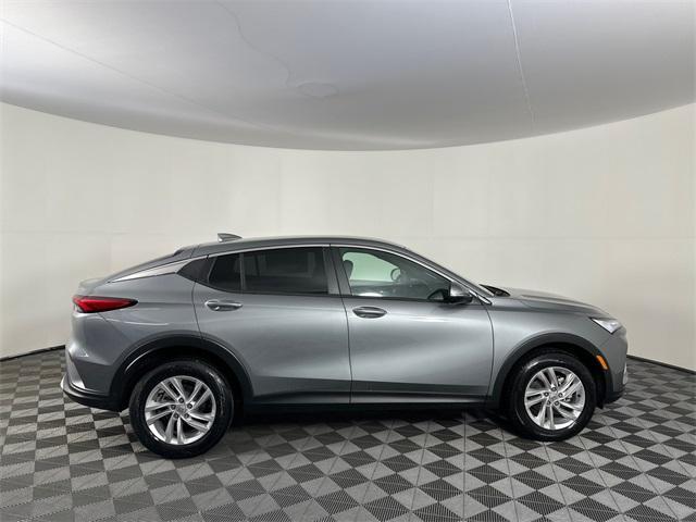 Photo of 2025 Moonstone Gray Metallic Buick Envista