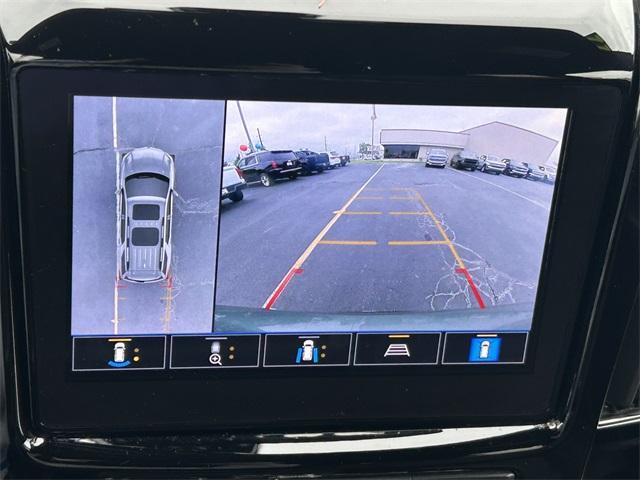 Photo of 2022 Silver Sage Metallic Chevrolet Traverse