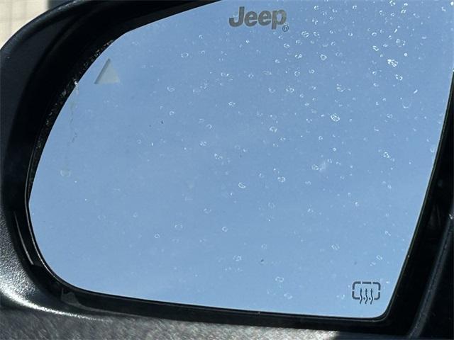 Photo of 2022 Diamond Black Jeep Compass