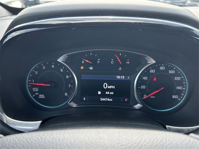 Photo of 2023 Silver Sage Metallic Chevrolet Traverse