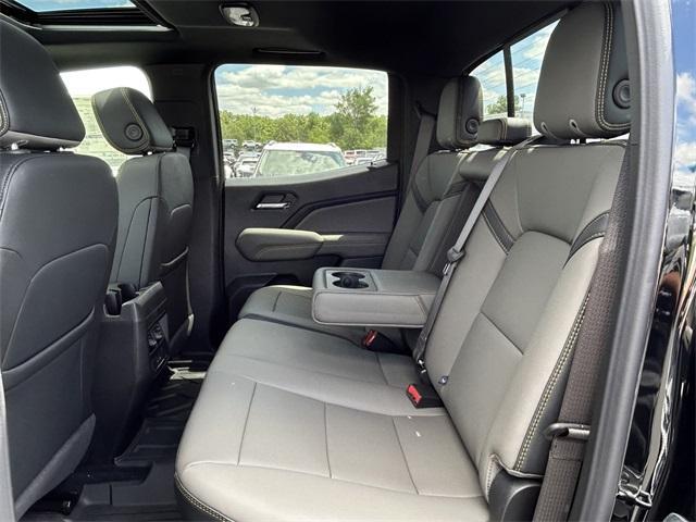 Photo of 2025 Black Chevrolet Colorado