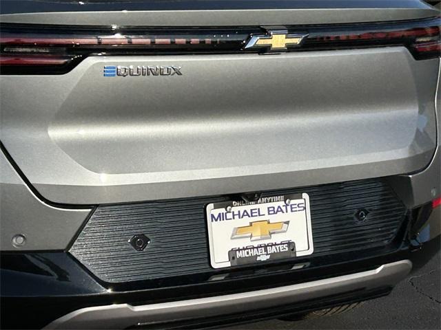 Photo of 2025 Sterling Gray Metallic Chevrolet Equinox EV