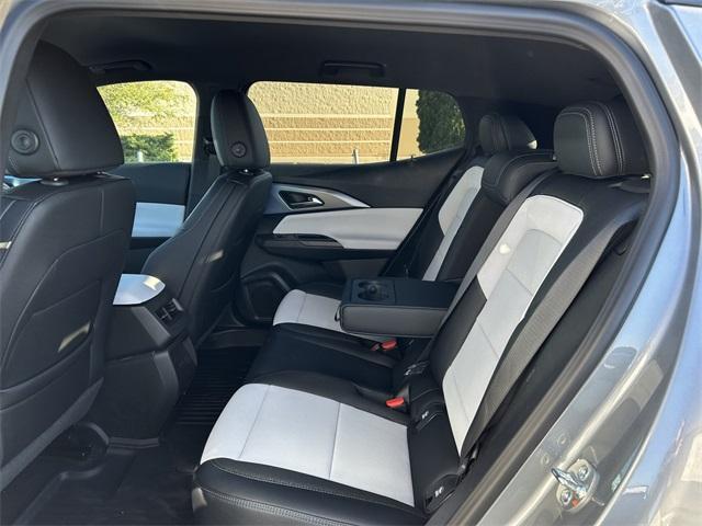 Photo of 2025 Sterling Gray Metallic Chevrolet Equinox EV