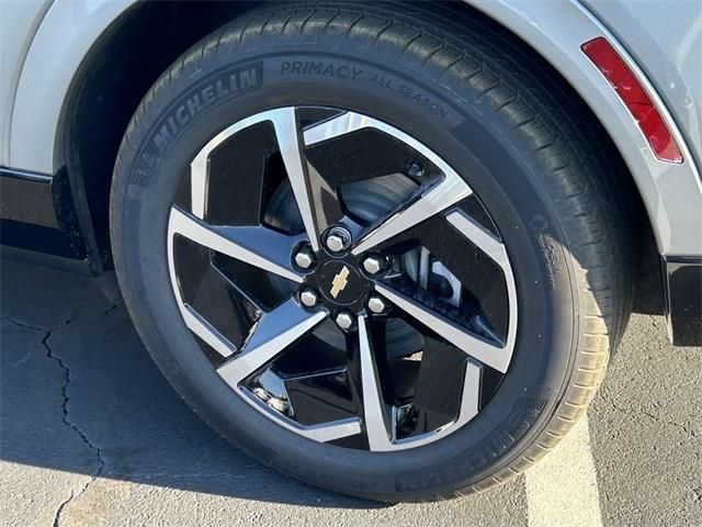 Photo of 2025 Sterling Gray Metallic Chevrolet Equinox EV