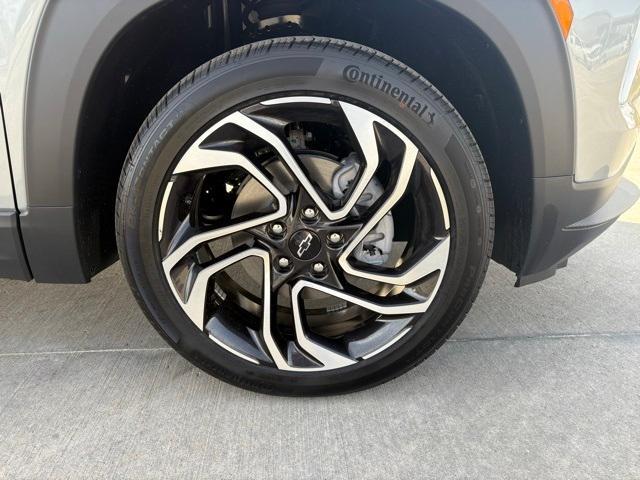 Photo of 2025 Sterling Gray Metallic Chevrolet Trailblazer