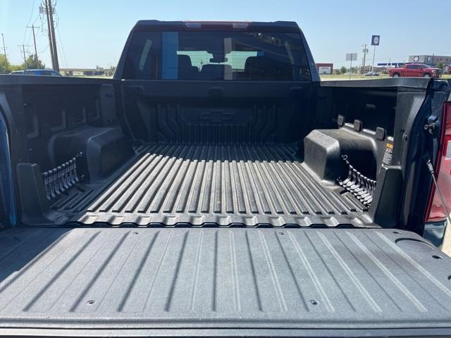 Photo of 2022 Northsky Blue Metallic Chevrolet Silverado 1500