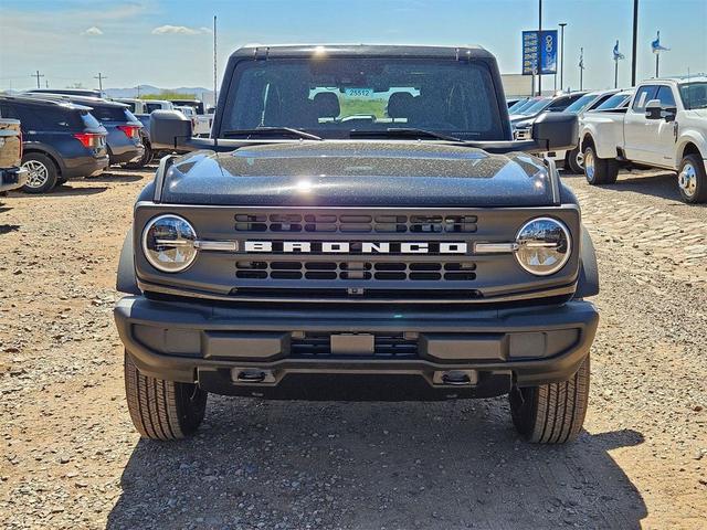 Photo of 2025 Shadow Black Ford Bronco
