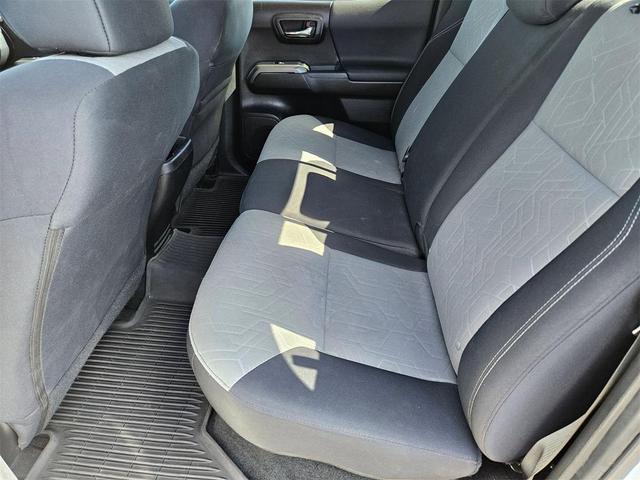 Photo of 2022 White Toyota Tacoma