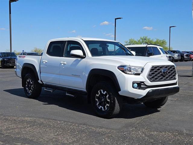 Photo of 2022 White Toyota Tacoma
