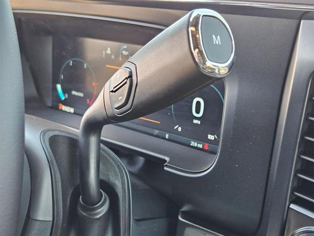 Photo of 2025 White Ford F-350
