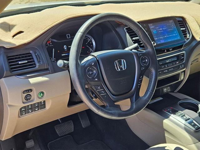 Photo of 2023 White Honda Ridgeline