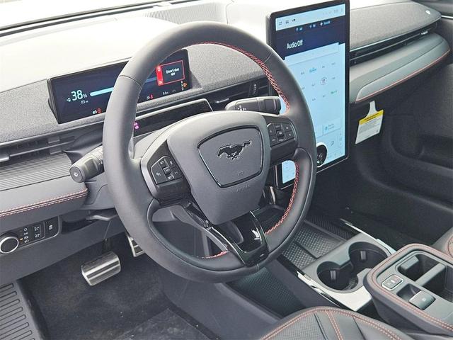 Photo of 2025 Star White Metallic Tri-Coat Ford Mustang Mach-E