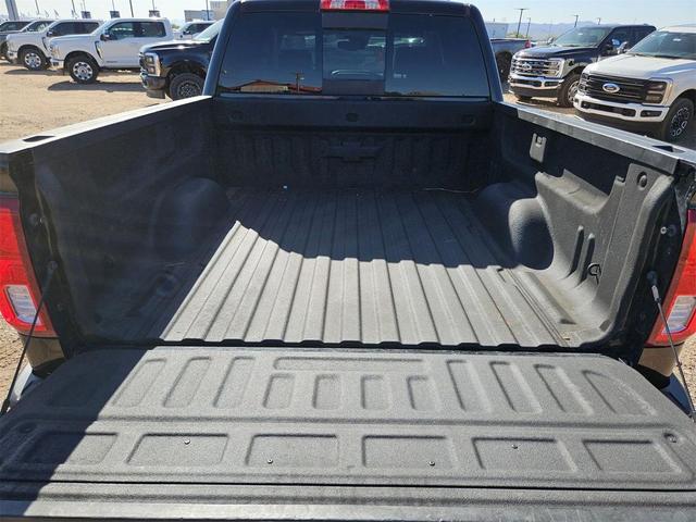Photo of 2018 Black Chevrolet Silverado 1500