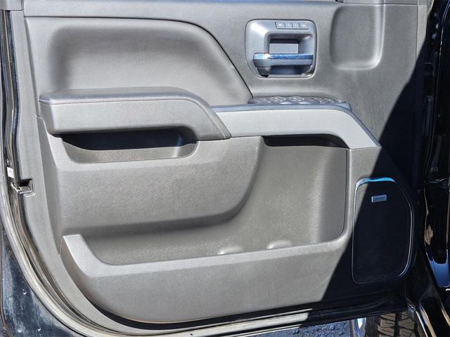 Photo of 2018 Black Chevrolet Silverado 1500